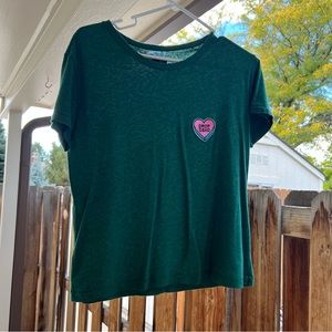 💥SALE💥 DROP DEAD HEART PATCH DISTRESSED WOMEN'S BABY TEE